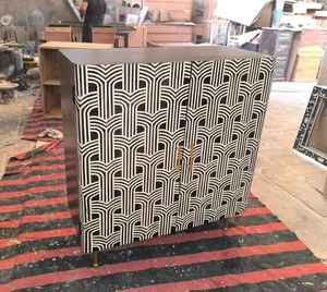 Console moderne artisanale en os incrusté, écologique, avec motif géométrique de luxe, meuble de rangement décoratif pour entrée - Product Image 2