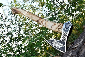 Hache Viking Odin forgée à la main, hache à barbe, hache-tomahawk, manche en bois, outil de fendage de bois pour l'extérieur, camping, OEM ODM personnalisé - Product Image 2