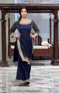Vente en gros : Ensemble Sharara et Dupatta pour femmes, idéal pour les fêtes. Sharara disponible en grandes quantités. Salwar Kameez prêt-à-porter. - Product Image 4