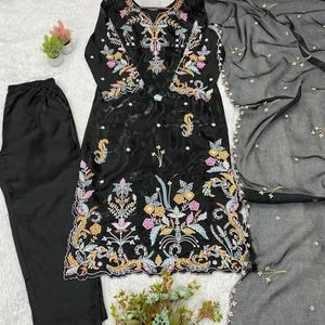 Ensemble Kurta et pantalon en verre premium brodé style romain avec magnifique doublure et dupatta brodée en organza pour femme – Tenue ethnique de créateur - Product Image 2