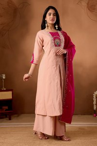 Elegante Conjunto de Vestido Anarkali de Seda Romana Bordada para Mujer |   Colección Boutique |   Exportación Global de Moda B2B - Product Image 4
