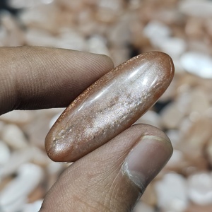 Lote de Cabujones de Piedra Lunar Melocotón Natural, Formas Mixtas, Tamaños Variados, para Fabricación de Joyas - Product Image 4