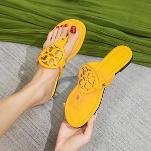 Sandales scintillantes de haute qualité en PU avec strass, style claquettes de créateur, pour femmes, inspirées Tory Burch, avec boîte - Product Image 2