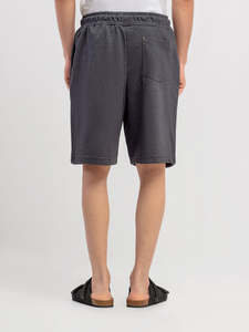 Shorts texturés gris pour hommes, taille élastique, couleur unie, décontractés, respirants, longueur genou - Product Image 2