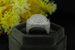 แหวนมอสซาไนต์ทรงโดมแบบคลัสเตอร์ เงินแท้ 925 น้ำหนัก 8.00 กรัม ประดับเพชรแบบไอซ์ ฮิปฮอป แหวนของขวัญสำหรับทุกเพศ แหวนของขวัญวันครบรอบแต่งงานสำหรับเธอ/เขา - Product Image 2