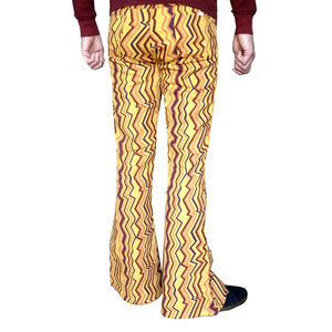 Pantalones de hombre con estampado en zigzag, cintura elástica, estilo casual, tejidos, con cierre de botón. - Product Image 3