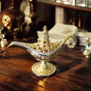 Brûleur d'encens en métal de luxe, écologique et durable, au design artistique, pour l'affichage de bois d'oud - Product Image 1