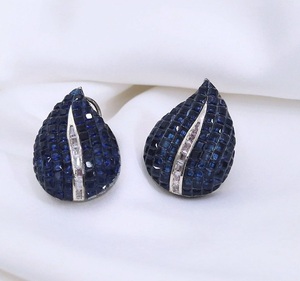 Stylish High Quality Brass <b>Silver</b> Plated Zircon Trendy Stud Statement <b>Earring</b> Women Evening Look Party Wear Fashion Collection - Product Image 2