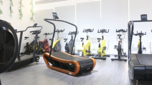 जिम उपकरण वाणिज्यिक लकड़ी एयर ट्रेडमिल गैर-संचालित मैनुअल घुमावदार ट्रेडमिल - Product Image 4