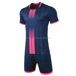 ชุดเครื่องแบบเสื้อฟุตบอลใหม่สำหรับฤดูกาลที่ขายดีที่สุดพร้อมบริการ OEM และฉลากส่วนตัว - Product Image 3