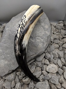 Jarra de Cuerno Pulido Estilo Vikingo Medieval, Hecha a Mano, Ecológica y Orgánica, para Regalo de Boda - Product Image 5