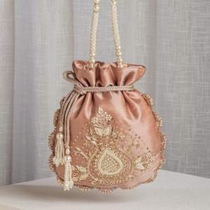Sac Potli en Coton Fait Main avec Poignée Perle, Fermeture à Rabat en Dentelle de Perles Premium, Écologique, pour Soirées et Mariages Féminins - Product Image 1