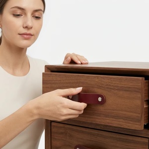Poignée de tiroir en métal moderne, rouge, design minimaliste, quincaillerie de meubles durable - Product Image 5