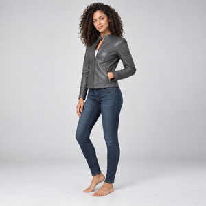 Chaqueta de cuero para mujer diseñada con un corte moderno y elegante, material duradero, forro suave y detalles clásicos para la moda diaria. - Product Image 5