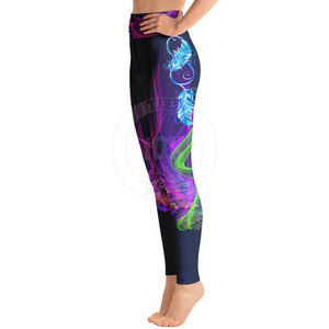 Material suave y transpirable que te mantiene fresca y cómoda durante todo el día. Leggings para mujer. - Product Image 5