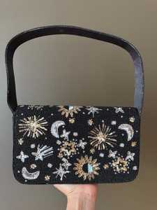 Bolso de mano con cuentas celestial – Bordado de Luna, Estrellas y Sol, Bolso de noche negro hecho a mano, Cartera de diseño llamativo (ÚLTIMA unidad) - Product Image 4
