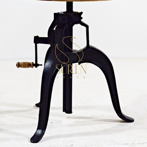 Pata de Mesa de Hierro Fundido SUREN SPACE, Diseño Antiguo Tradicional, Mueble Duradero para Sala de Estar, Último Diseño de Diseñador - Product Image 1
