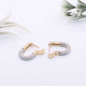 Pendientes de aro en forma de U de oro amarillo con diamantes cultivados en laboratorio, micro pavé, ovalados, tipo Bali Huggie, joyería fina personalizada para mujer - Product Image 2