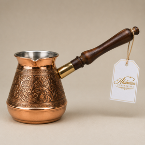 Alabanza Enterprises – Cafetière Cezve en Cuivre avec Poignée en Bois, Design Ornemental, Résistante à la Chaleur, Idéale pour la Cuisine, Cadeau - Product Image 1