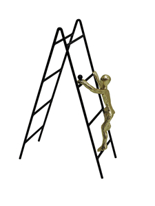 รูปปั้นนักปีนเขาอะลูมิเนียมสีทองและสีดำสมัยใหม่ - รูปคนนามธรรมบนบันไดสำหรับตกแต่งบ้านและสำนักงาน - Product Image 2