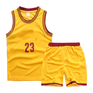 Conjunto de camiseta de baloncesto unisex color granate, camiseta sin mangas, pantalones cortos, número 23, ribete amarillo, absorción de humedad, protección UV, ajuste regular - Product Image 5