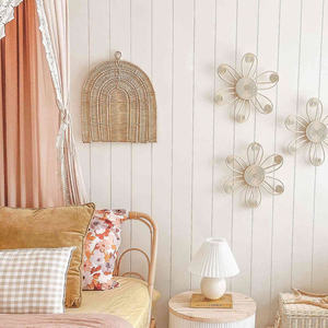 Arc-en-ciel tissé en rotin, un objet décoratif pour les chambres d'enfants. - Product Image 4