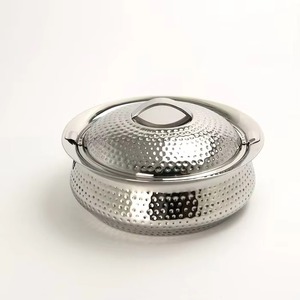 Casserole moderne finition argentée avec détails dorés, idéale pour le rangement et le service élégants des aliments, bol pour la salle à manger à domicile, provenance Inde. - Product Image 2