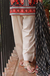 Ensemble Kurta traditionnel en coton pour femme avec imprimé floral et dupatta, style Inde-Pakistan, coupe régulière longueur cheville, pour tenue décontractée - Product Image 6