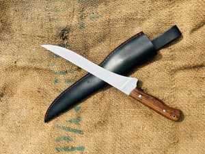 Couteau à filet en acier inoxydable forgé à la main sur mesure |   Couteau de chasse personnalisé avec manche en bois, embouts en laiton et étui en cuir - Product Image 1