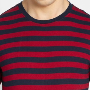 Camiseta sin mangas gótica de algodón 100% para hombre, cuello redondo, ajuste regular, transpirable, con logo frontal y letras digitales. - Product Image 6