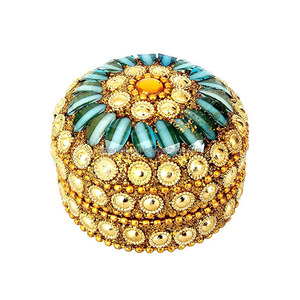 Boîte à bijoux légère et ronde avec un magnifique design floral, décorée de paillettes et de perles, idéale comme cadeau de mariage pour les êtres chers. - Product Image 4