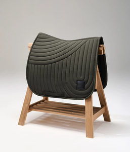 Nuevas Almohadillas de Montar a Caballo Acolchadas de Algodón Transpirable y Cómodas, Almohadillas de Montar Inglesas Premium con Logotipo Personalizado al por Mayor - Product Image 1