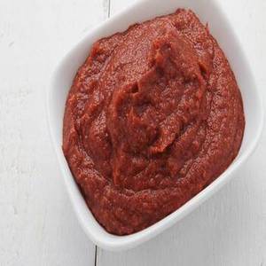 Pasta de Tomate India Fresca de Temporada con Consistencia Espesa y Sabor Natural a Tomate para Cocinas Comerciales y Procesamiento de Alimentos - Product Image 1