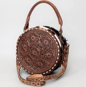 Bolso Bandolera de Cuero Impermeable para Mujer STAR HOMETEX, Diseño Artesanal con Geometría Intrincada y Perla Frontal - Product Image 1