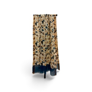 Châle traditionnel pour femmes, idéal pour les festivals, événements culturels et tenues ethniques, disponible en gros auprès du fournisseur - Product Image 1