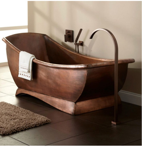 Bañera contemporánea con pedestal de cobre cepillado y grifo arqueado minimalista de montaje en el suelo. Disponible a precios de mayorista. - Product Image 1