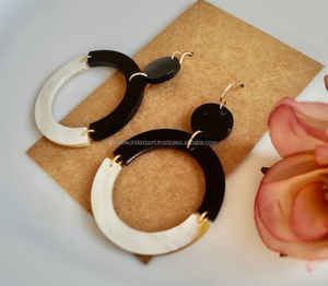 Pendientes de hueso de Diseño de Moda de Falak World Export para mujer, colección de aniversario chapada en plata antigua a la moda - Product Image 4