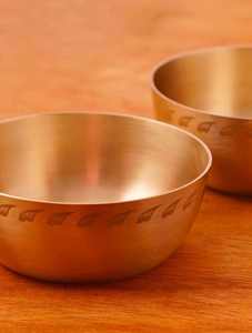 Bol à dessert en laiton de haute qualité BoldBlossom à prix raisonnable pour la maison, bol de la meilleure qualité. - Product Image 3