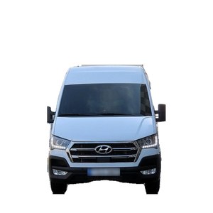 Hyundai Solati 2023 de 15 Plazas con Caja de Cambios Automática, Combustible Diésel, Volante a la Izquierda, Cámara Trasera, 7,259 km - Product Image 1