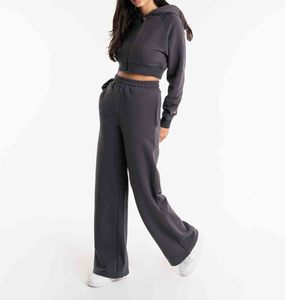 Conjunto de Sudadera Corta con Capucha Gris Oscuro para Mujer y Pantalones Acampanados a Juego, Chándal Casual de Corte Holgado con Bolsillos Laterales - Product Image 1