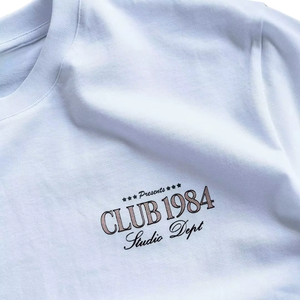 Camiseta blanca extragrande con estampado de coche para hombre, nuevo diseño con gráfico de palmera, corte holgado, cuello redondo, manga corta, de algodón. - Product Image 3