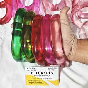 Décoration intérieure : Chaînes en résine personnalisables, très grandes et aux couleurs claires, maillons en résine multicolores de grande taille disponibles. - Product Image 2