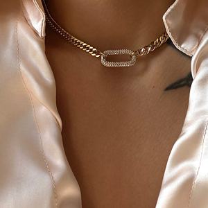 AMBER JEWELS Collier unisexe plaqué or 18 carats avec pendentif diamant vert transparent certifié IGI, taille brillant, style hip-hop, pour tous les jours - Product Image 2