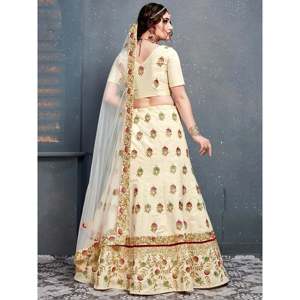 Lehenga Choli de Seda Bordada para Novia, Estilo Princesa Moderno con Lazo y Plumas, Talla Grande XL - Product Image 3