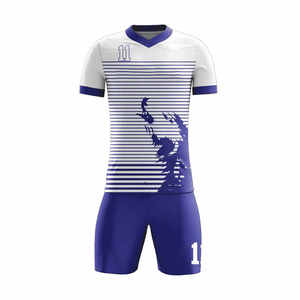 Nouveautés : Tenues de football respirantes pour hommes et garçons – Kits d'uniformes d'entraînement personnalisables pour équipes - Product Image 2