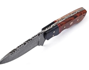 Couteau de chasse artisanal en acier Damas de qualité industrielle avec manche en bois et étui en cuir pour le camping en plein air - Product Image 1