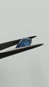 Magnifique topaze bleue de Londres naturelle de haute qualité, pierre précieuse brute, polie, taille cabochon octogonale pour la fabrication de bijoux - Product Image 2