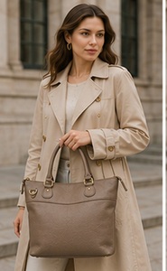 Sac fourre-tout tendance en cuir véritable pour femme Gravs, sac à bandoulière avec poignée supérieure, grande capacité, fermeture éclair amovible, doublure en polyester - Product Image 5