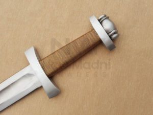 ดาบไวกิ้งทำมือ ด้ามจับลวดพันเหล็กกล้าคาร์บอนสูง รุ่น NMT-2554 - Product Image 3