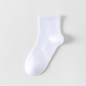 Chaussettes en coton de haute qualité pour adultes, chaussettes tricotées de couleur unie pour un usage quotidien avec logo positionné sur le dessous - Product Image 6